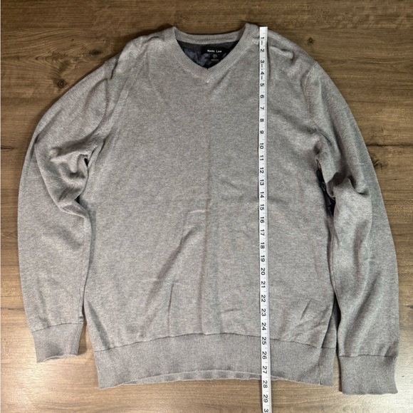 NWT Mark Law Men’s 100% Cotton Vneck Pullover Sweater Gray Large - Picture 4 of 5